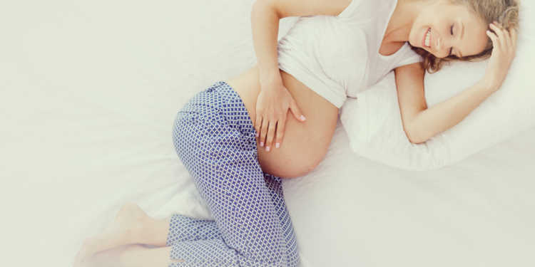 Jod supplementieren während der Schwangerschaft könnte werdende Mütter noch glücklicher machen. © FabrikaSimf / shutterstock.com
