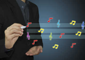 Musiktherapie bei Epilepsie wird seit vielen Jahren angewendet, eine aktuelle Studie bestätigt die Wirksamkeit. © Mong Multiply / shutterstock.com