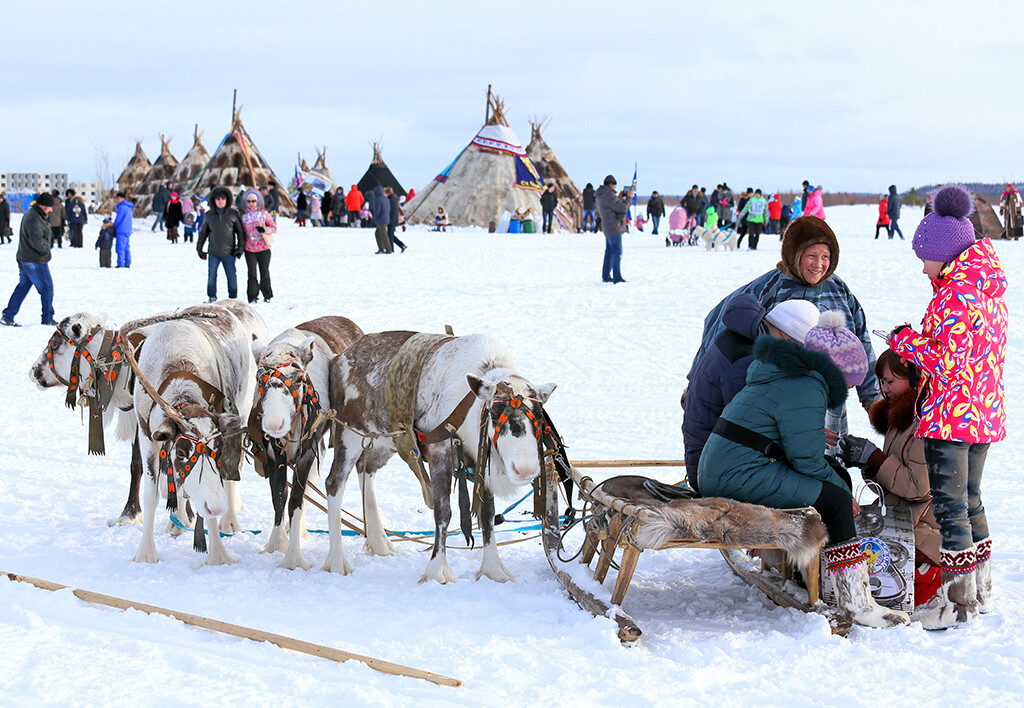 Trotz fett- und cholesterinreicher Ernährung haben Eskimos eine hervorragende Herzgesundheit. Ihre Lösung: Omega-3-Fettsäuren. © Grigorii Pisotsckii / shutterstock.com