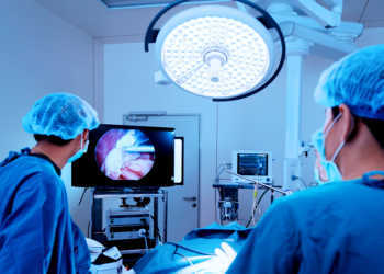 Die 3D-Operation führt zu einer Steigerung der Patientensicherheit. © nimon / shutterstock.com