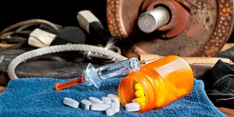 Anabolika-Missbrauch beziehungsweise Medikamentenmissbrauch im Leistungs- und Kraftsportbereich ist seit vielen Jahrzehnten gang und gäbe. © Joe Belanger / shutterstock.com