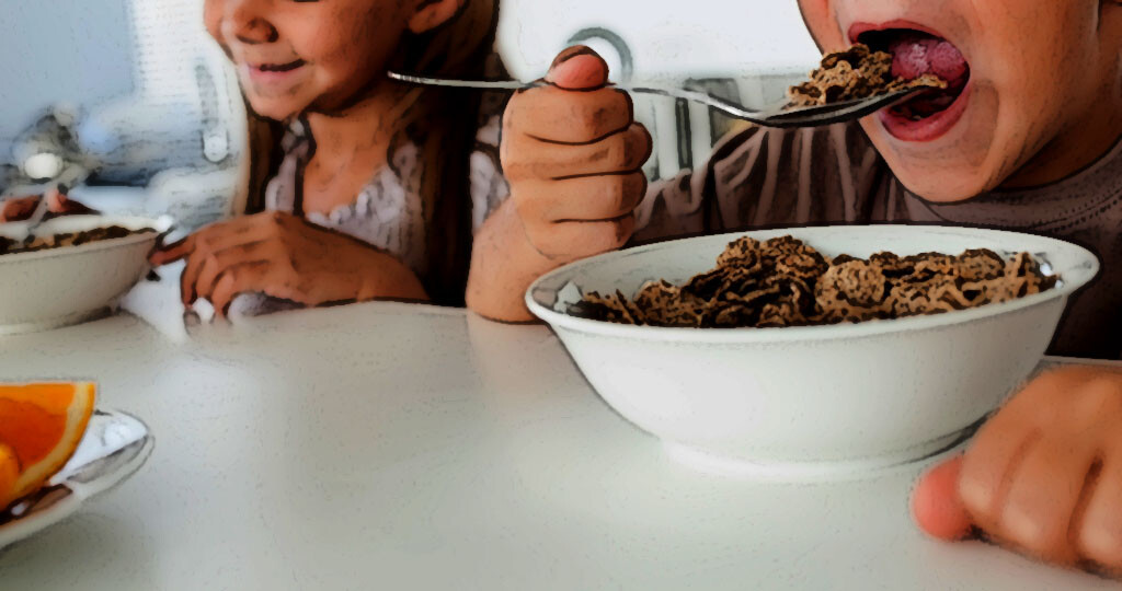 Kinder lieben häufig Cerealien zum Frühstück. © wavebreakmedia / shutterstock.com