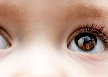 Kindliches Glaukom – Grüner Star bei Neugeborenen, Säuglingen und Kindern. © smirart / shutterstock.com