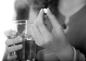 Schmerzmittel wie NSAR können Aspirin-Asthma und Analgetika-Asthma-Syndrom verursachen. © fizkes / shutterstock.com